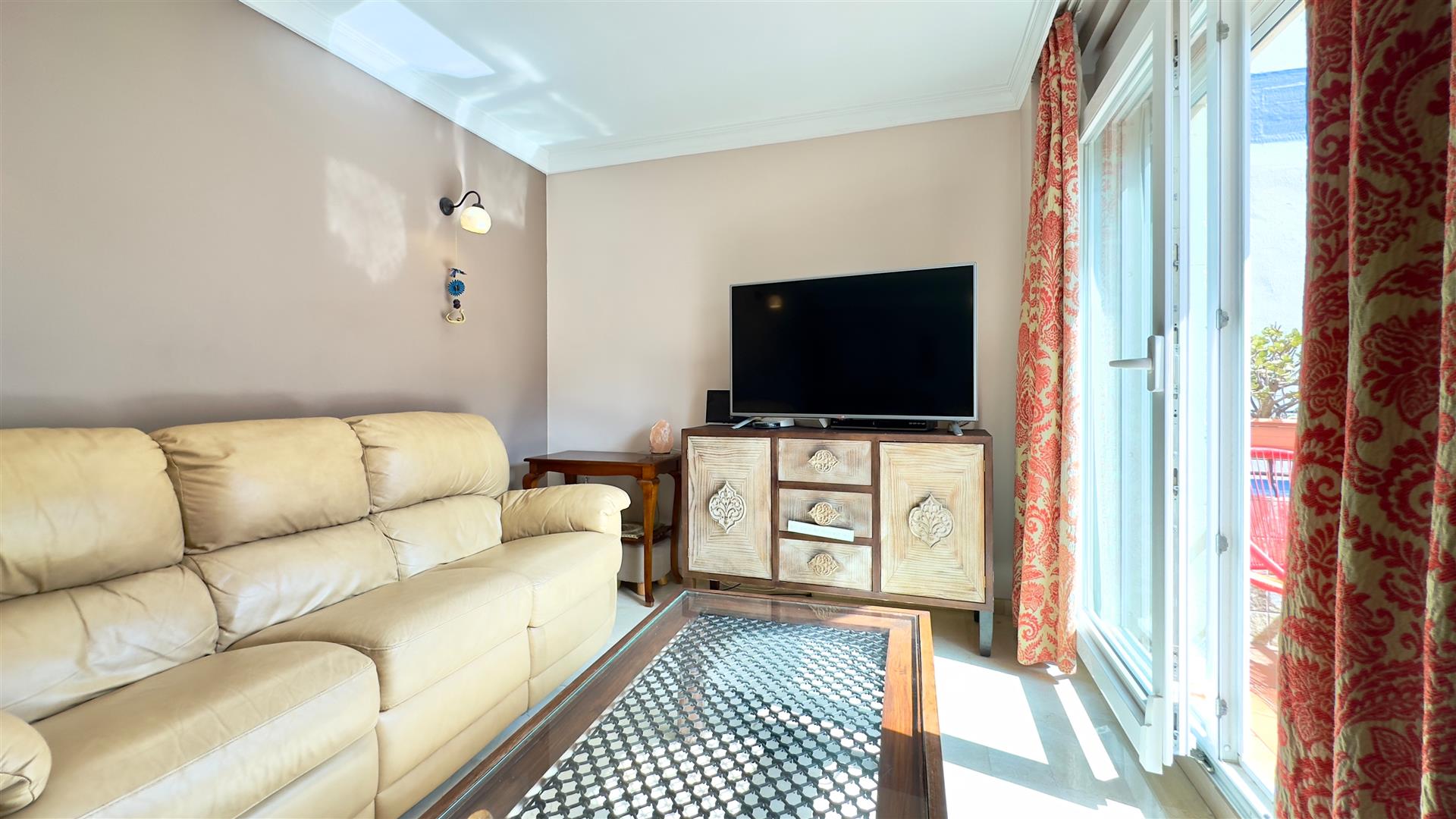 Image of Apartment - 2 Bedrooms - 2 Bathrooms for Sale in Portland House-Gibraltar, Image 6